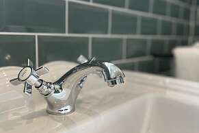 The Elizabeth House Hotel