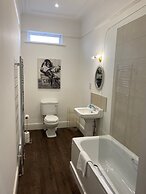 The Elizabeth House Hotel