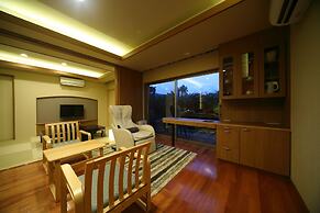 Asagirinomieru Yado Yufuin Hanayoshi