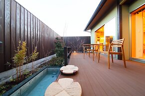 Asagirinomieru Yado Yufuin Hanayoshi