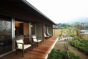 Asagirinomieru Yado Yufuin Hanayoshi