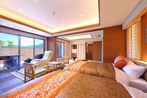 Asagirinomieru Yado Yufuin Hanayoshi