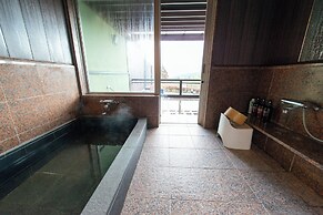 Asagirinomieru Yado Yufuin Hanayoshi