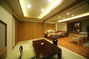 Asagirinomieru Yado Yufuin Hanayoshi