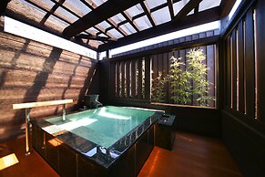 Asagirinomieru Yado Yufuin Hanayoshi