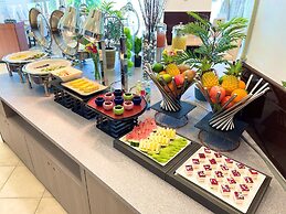 Hotel Royal Marine Palace Ishigakijima