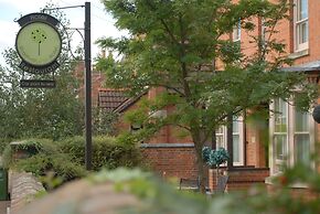 Stratford Limes Hotel