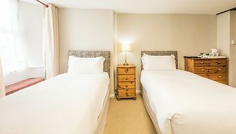 King Arthur's Arms Inn