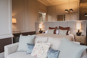 Merewood Country House