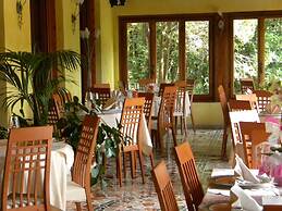 Hotel La Rosa del Tirreno