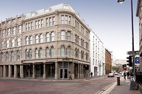 Premier Inn Belfast City Cathedral Quarter