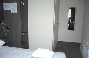 The Breadalbane Arms Hotel (Room Only)