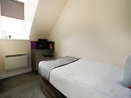 The Breadalbane Arms Hotel (Room Only)