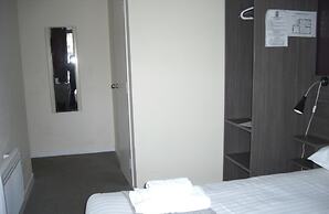 The Breadalbane Arms Hotel (Room Only)