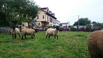 Casa De Aldea El Frade