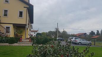 Casa De Aldea El Frade