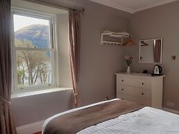 Creag Mhor Lodge