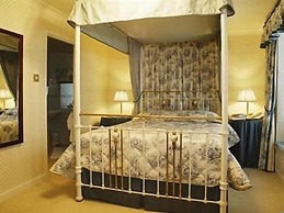 Bishopsgate House Hotel