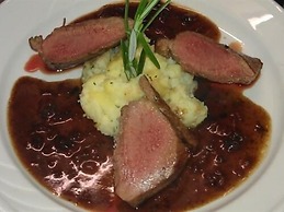 Bishopsgate House Hotel