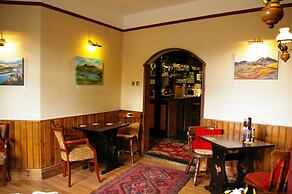 Elen's Castle Hotel