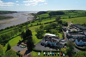 Mansion House Llansteffan