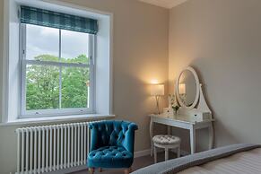 Mansion House Llansteffan