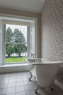 Mansion House Llansteffan