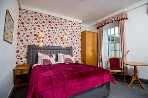 The Ivy Bush Royal Hotel By Compass Hospitality