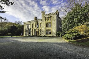 Ffarm Country House