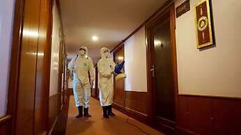 The Viangtak Riverside Hotel