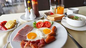 The Viangtak Riverside Hotel