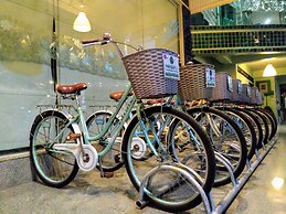 The Viangtak Riverside Hotel