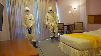 The Viangtak Riverside Hotel