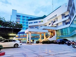 The Viangtak Riverside Hotel