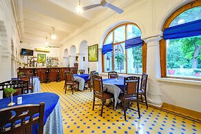 Neemrana's Baradari Palace