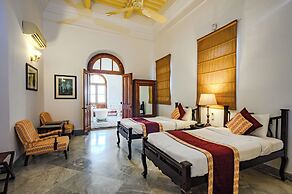 Neemrana's Baradari Palace