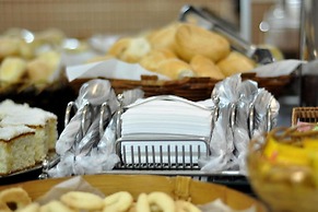 Carolina Plaza Hotel