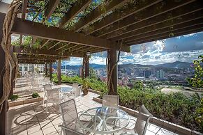 Monthez Hotel & Eventos