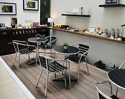 Lombardo Suites