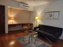 Lombardo Suites