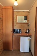 Quays Motel San Remo