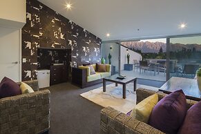 Shotover Penthouse by Staysouth