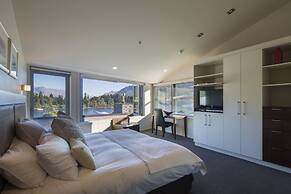 Shotover Penthouse & Spa by Staysouth