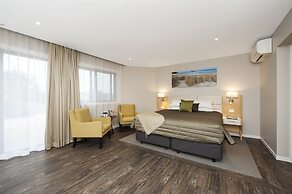 Allure on Ocean Motel