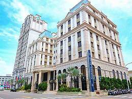 Golden Tulip - Aesthetics