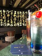 Golden Tulip - Aesthetics