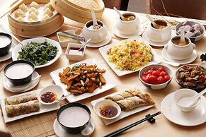 Golden Tulip - Aesthetics