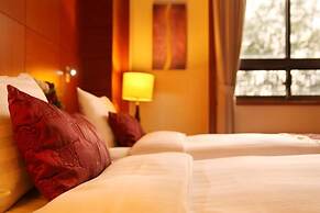 Golden Tulip - Aesthetics