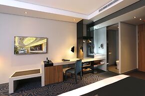 Golden Tulip - Aesthetics