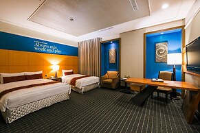 Golden Tulip - Aesthetics